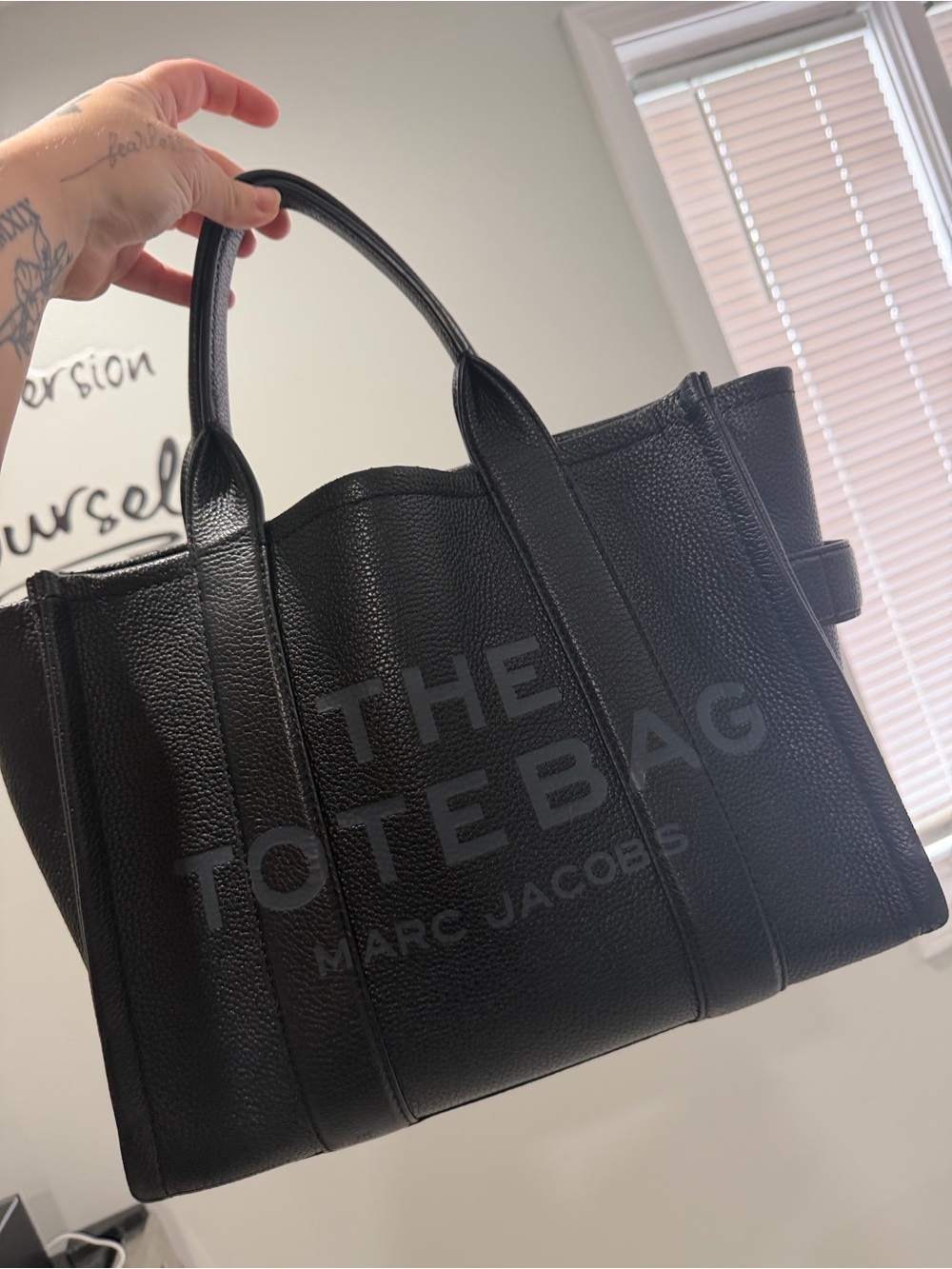 Marc Jacobs Black Leather Tote Bag MEDIUM - Picture 3 of 7